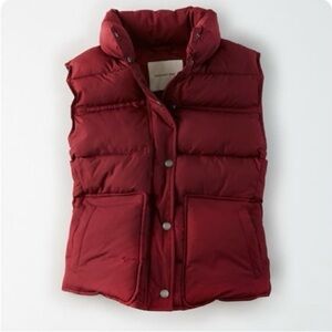 AE Puffer Vest